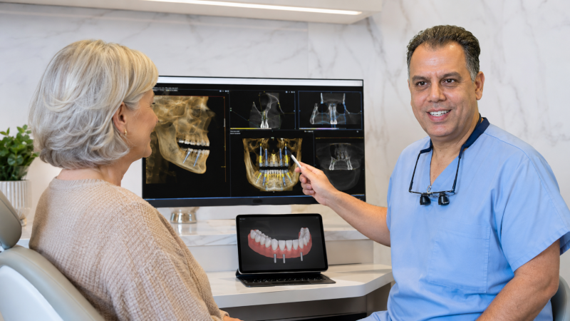Dental consultation with 3D imaging